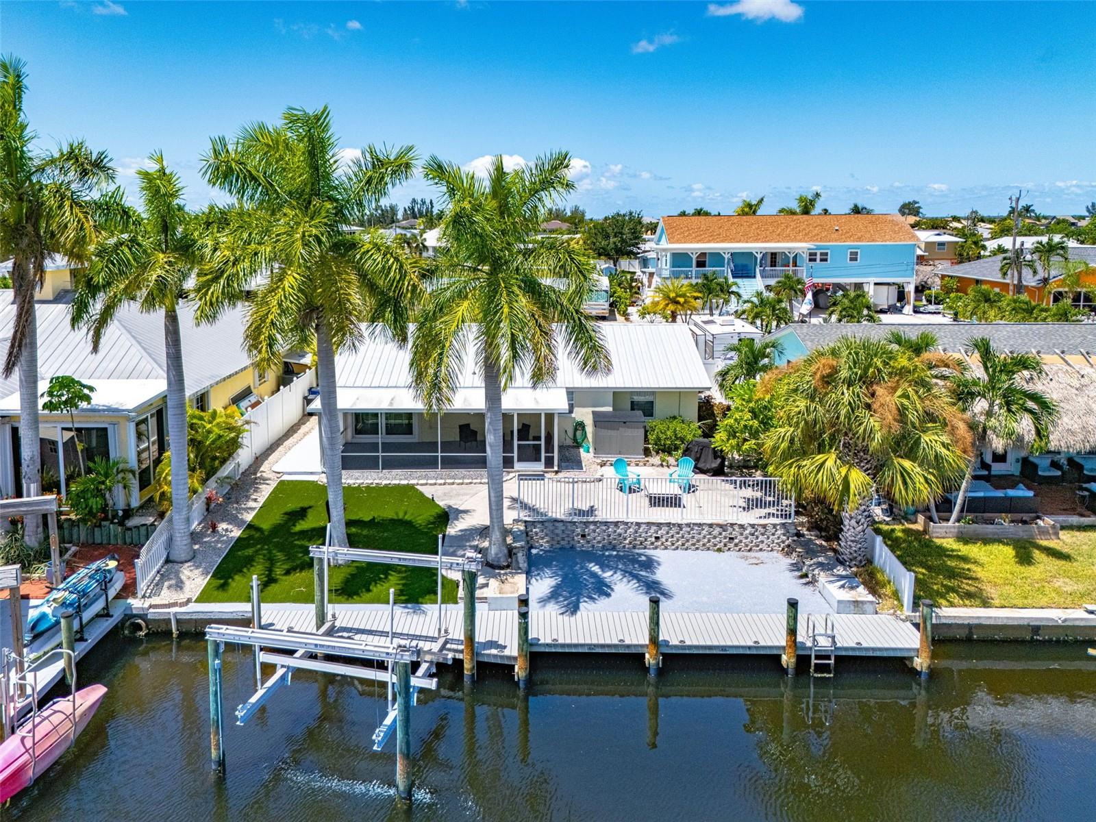 12262 Boat Shell Dr Property Photo 2