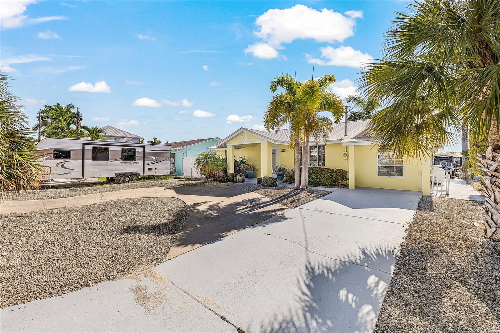 12262 Boat Shell Dr Property Photo 6
