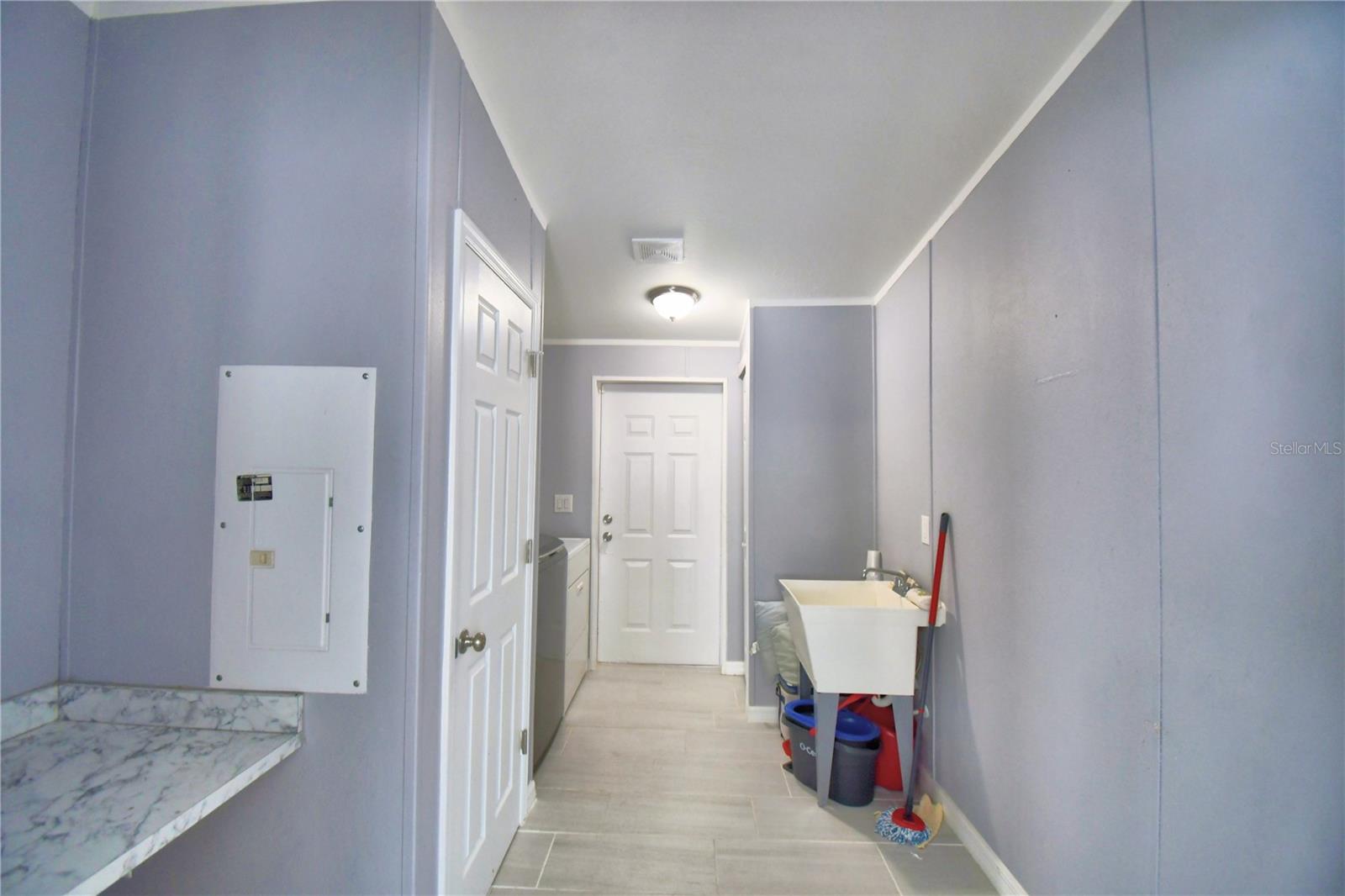 16 E Murphy St Property Photo 12