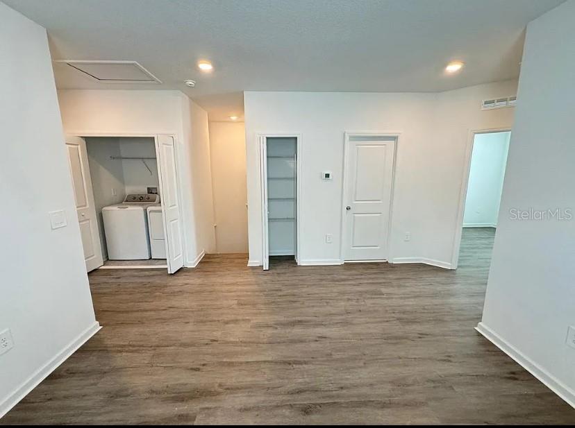 3174 Laurent Loop Property Photo 10