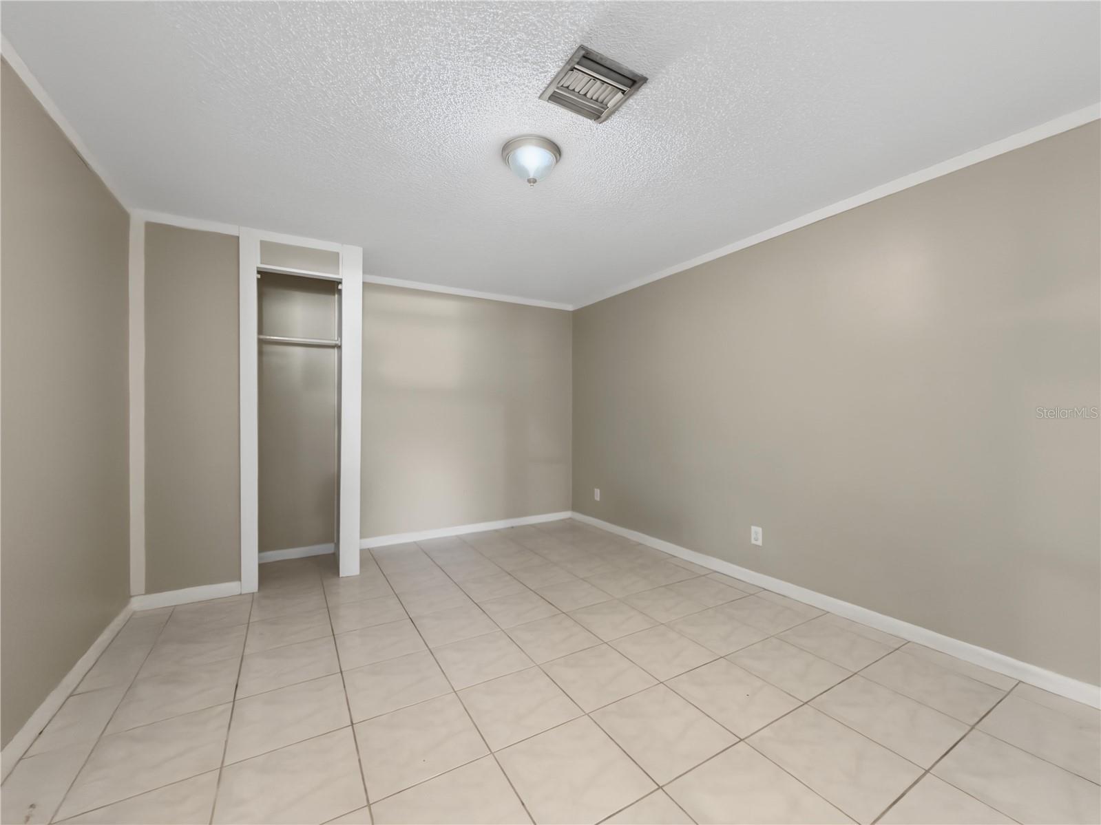 2429 Centennial Blvd Property Photo 14