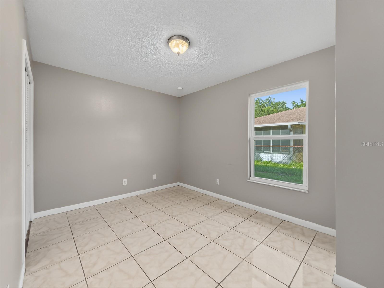 2429 Centennial Blvd Property Photo 22