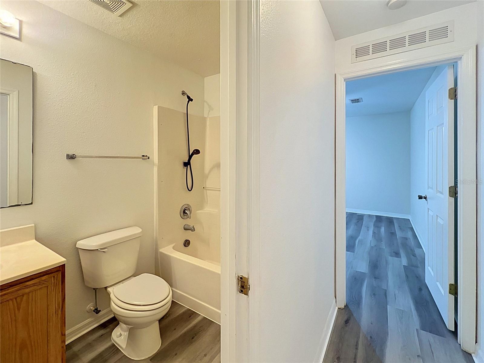 5641 Royal Hills Dr Property Photo 24