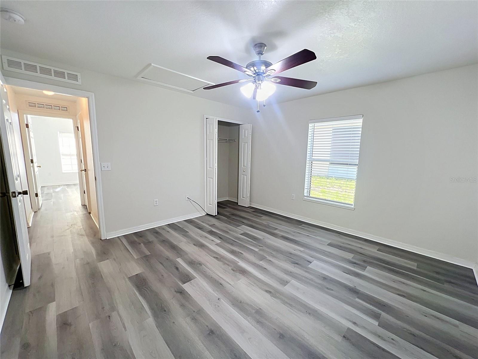 5641 Royal Hills Dr Property Photo 25