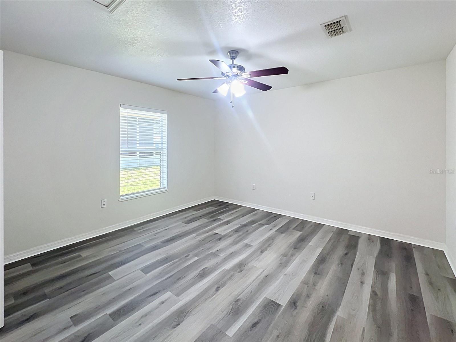 5641 Royal Hills Dr Property Photo 26