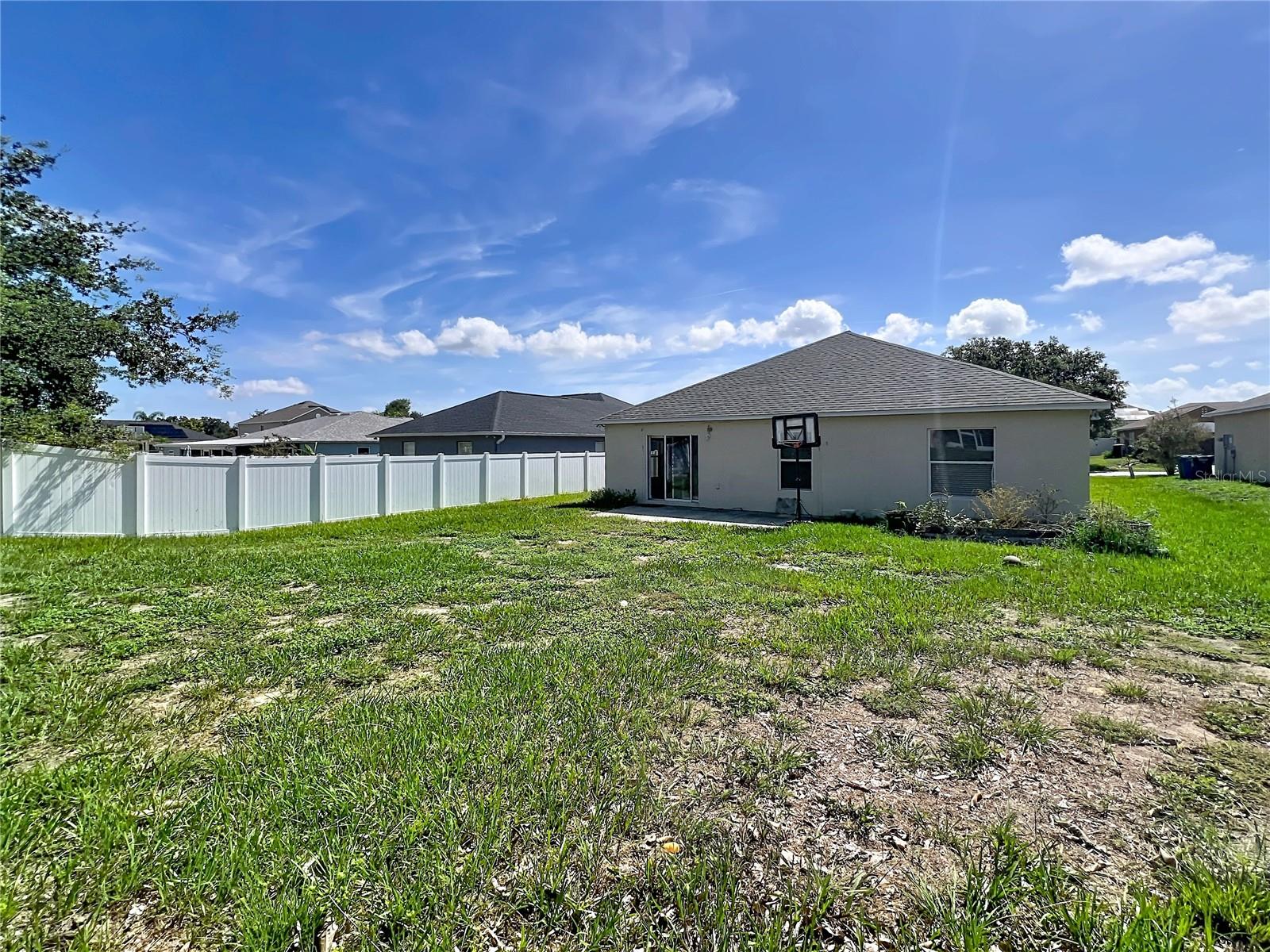 5641 Royal Hills Dr Property Photo 31