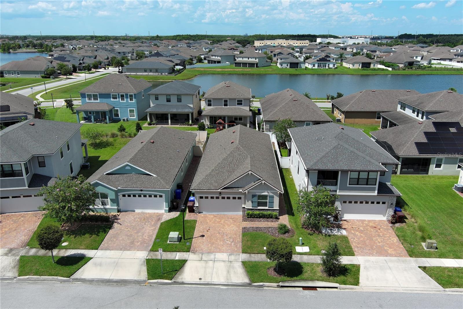 2480 Varenna Loop Property Photo 2