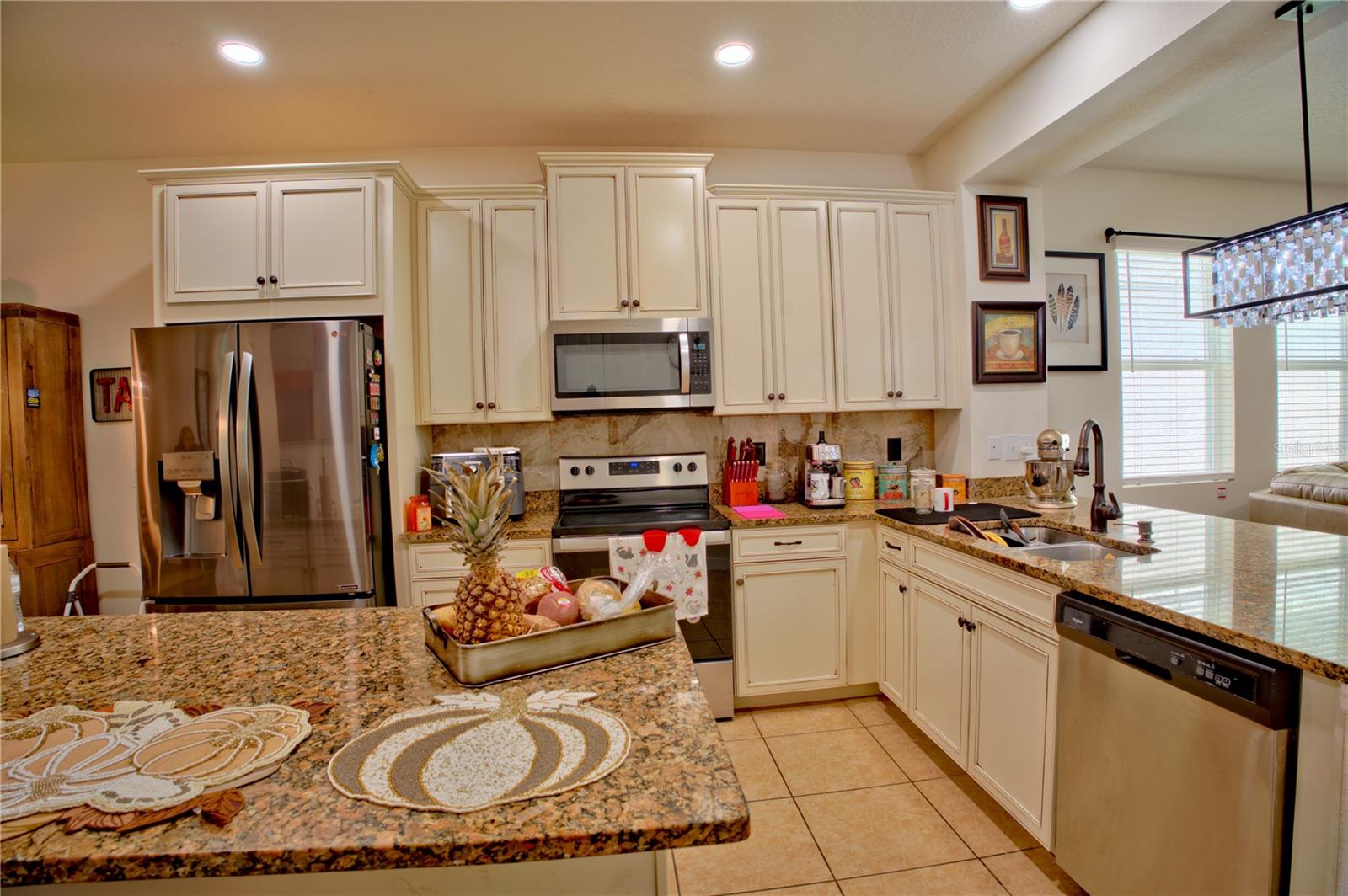 2480 Varenna Loop Property Photo 9