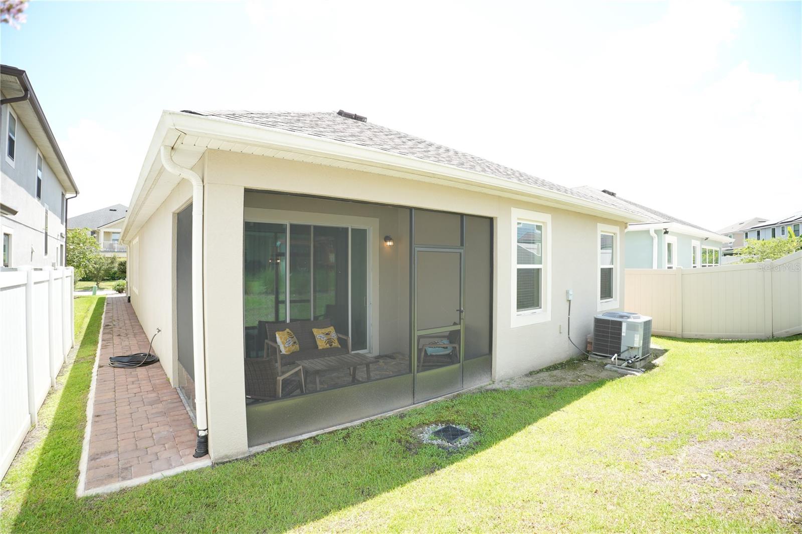 2480 Varenna Loop Property Photo 23