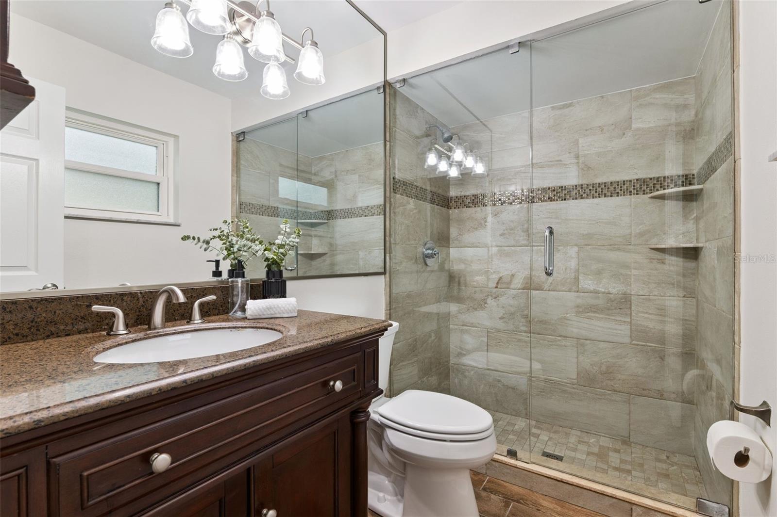 2450 Dresden Trl Property Photo 17