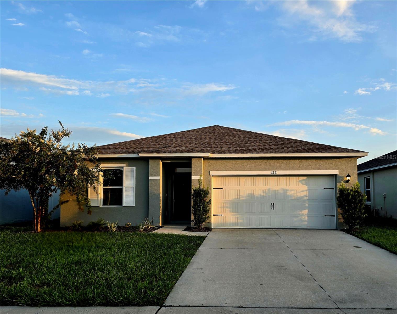 122 JACE WAY Property Photo 1