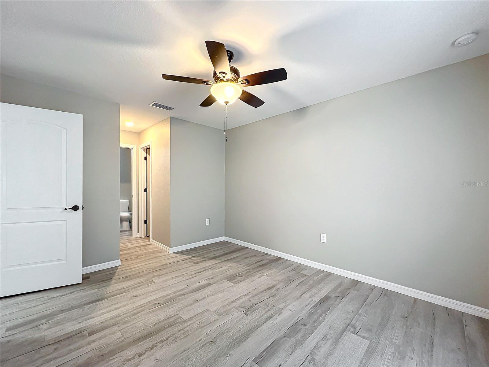7091 Tamarind Way Property Photo 9