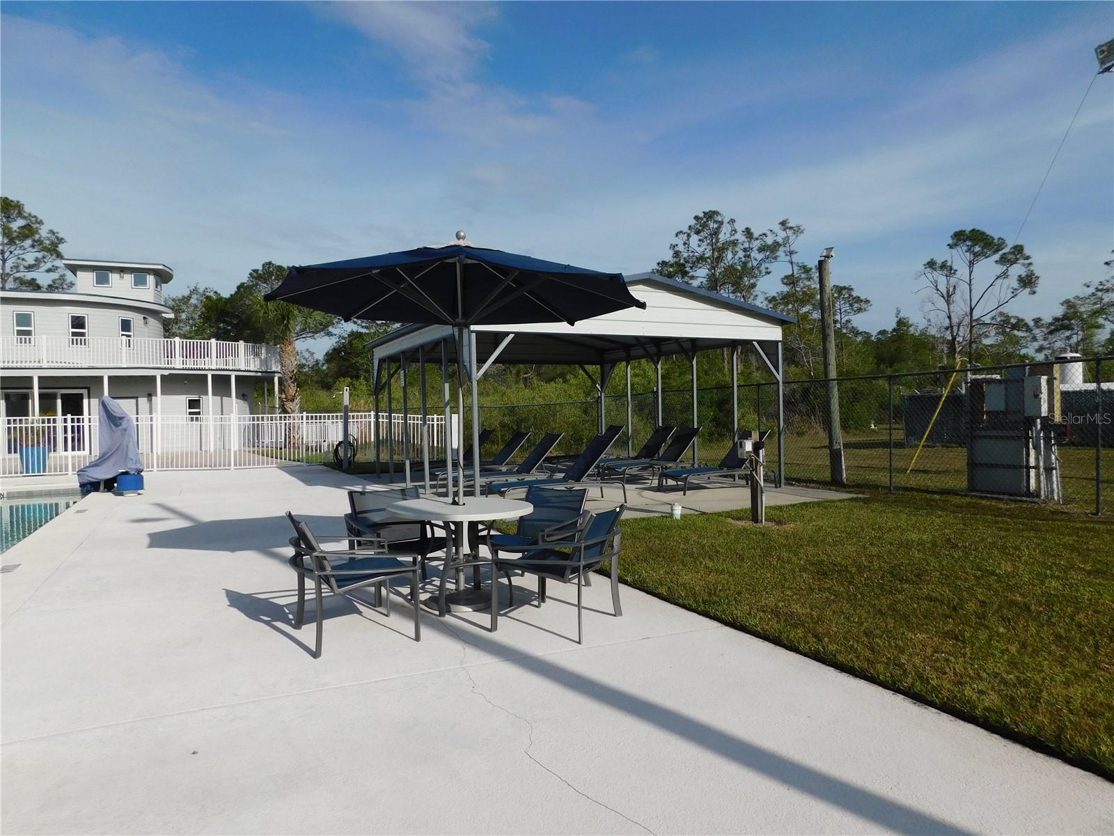1389 Shipwreck Ln Property Photo 10