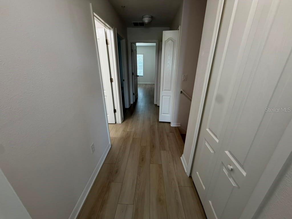 1221 Priory Cir Property Photo 16