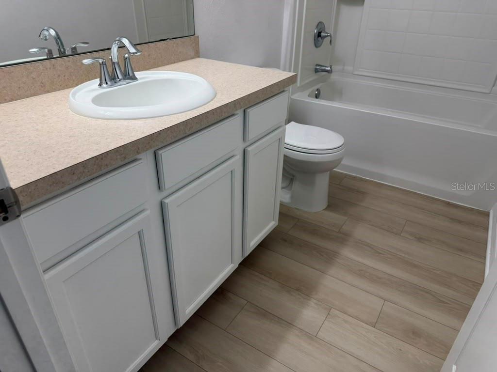1221 Priory Cir Property Photo 26