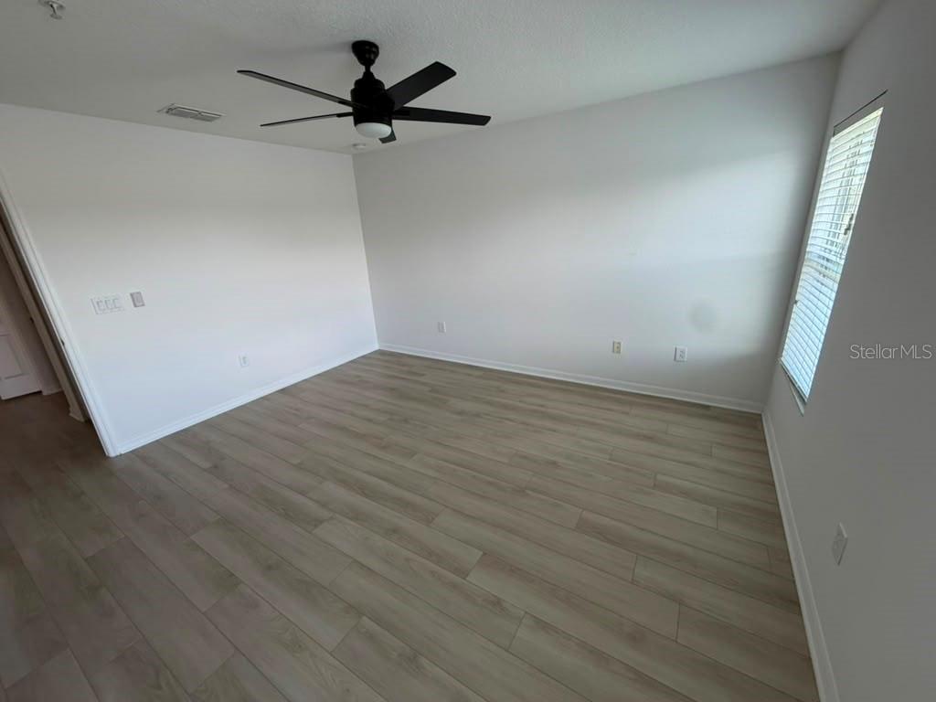 1221 Priory Cir Property Photo 29