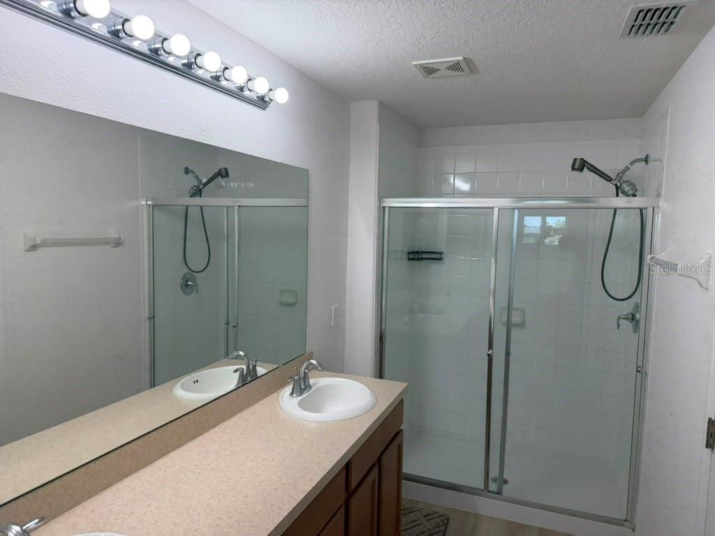 1221 Priory Cir Property Photo 36