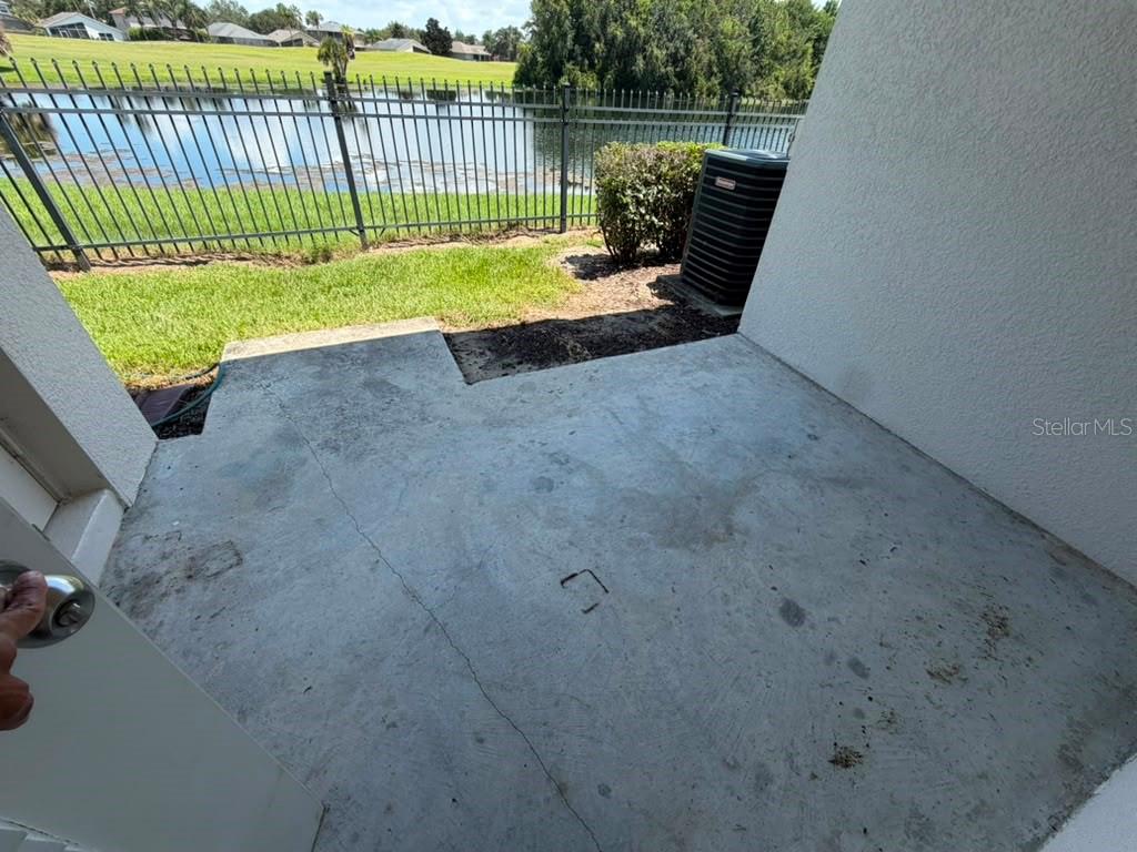 1221 Priory Cir Property Photo 40