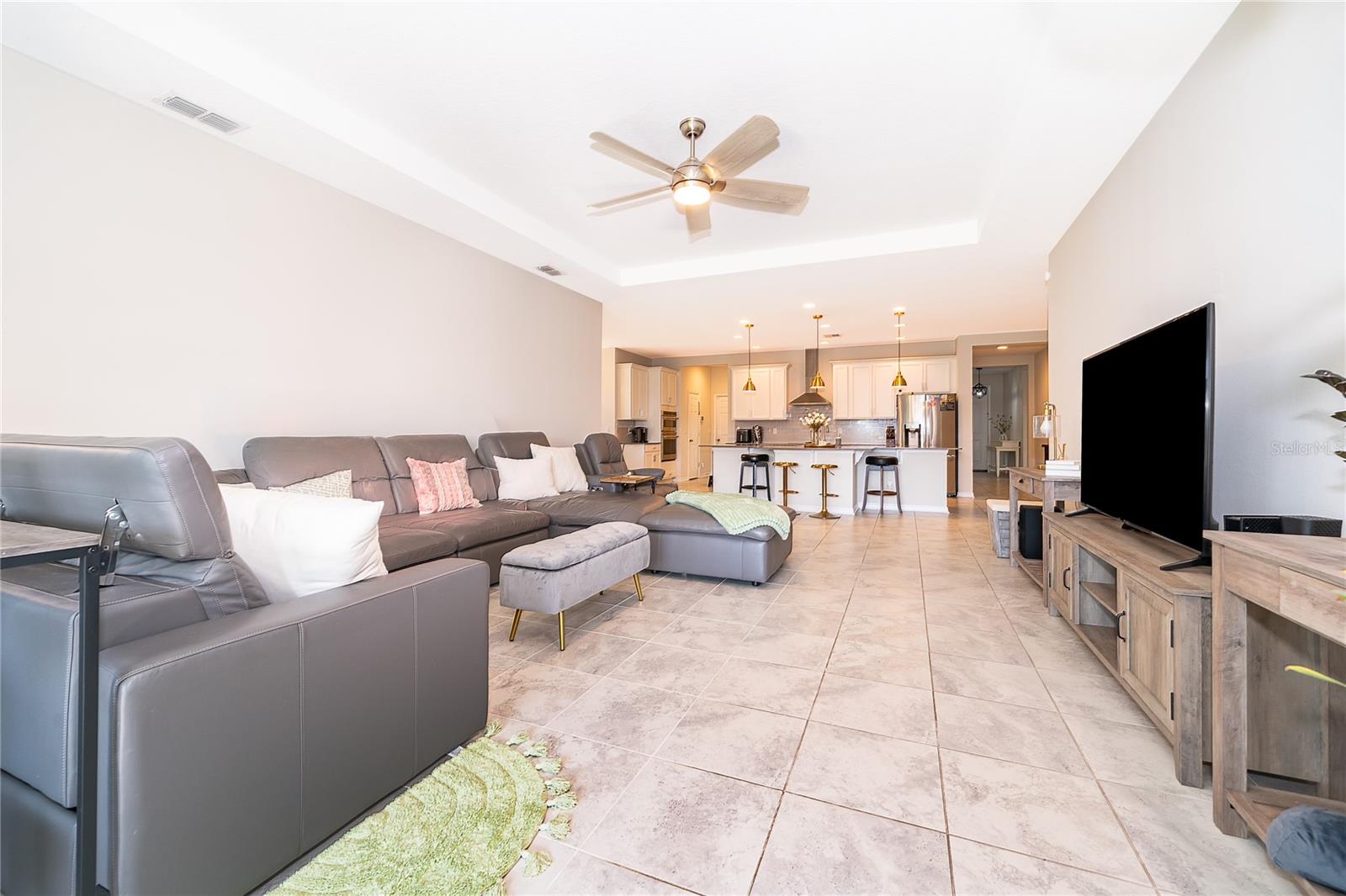 1787 Chatsworth Cir Property Photo 20
