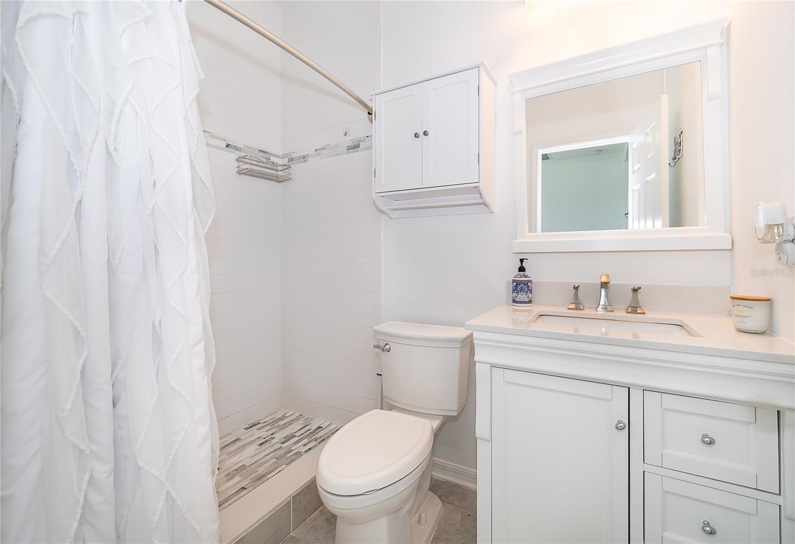 1787 Chatsworth Cir Property Photo 25