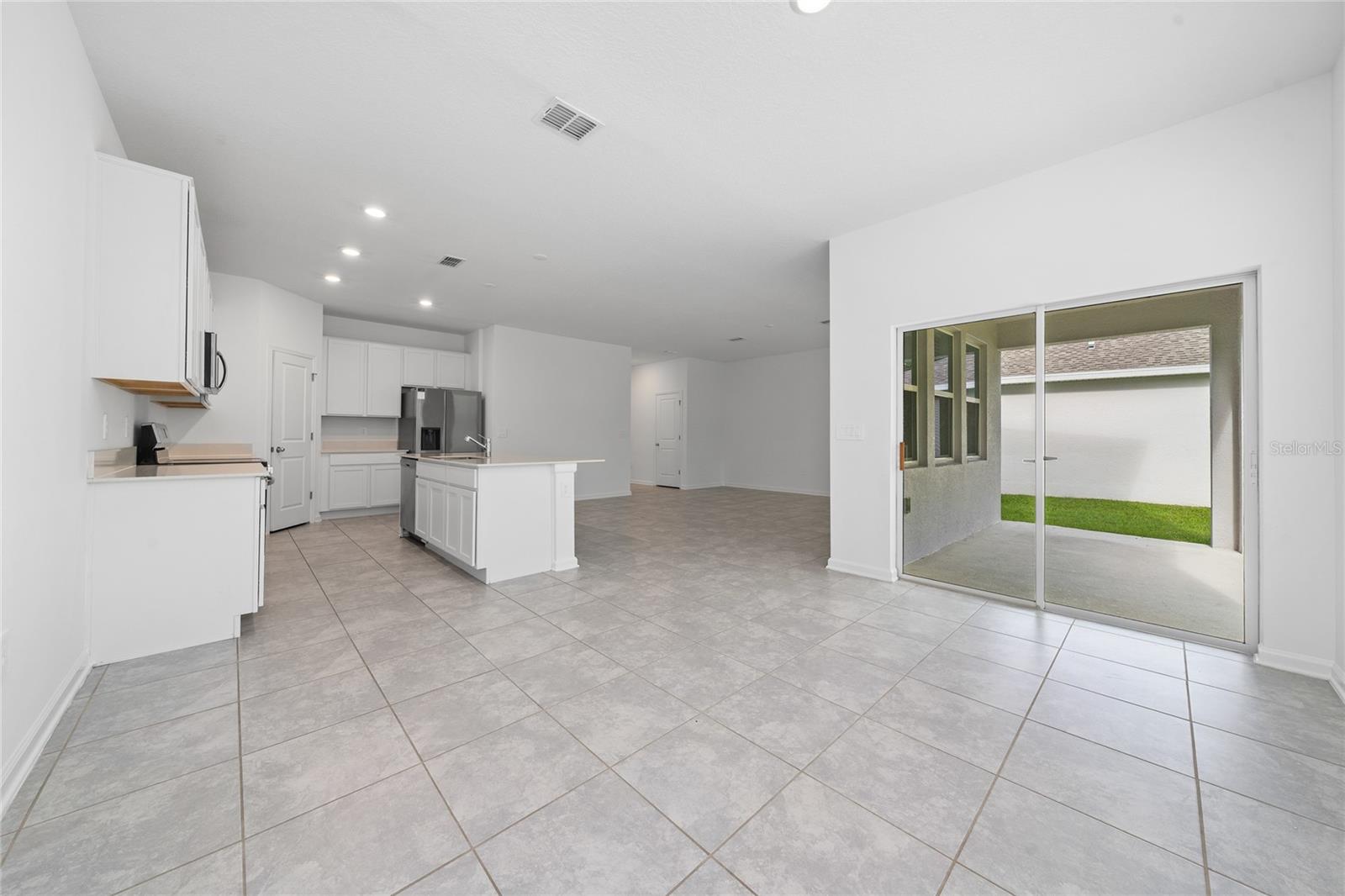 4385 Twisted Twig Bnd Property Photo 18