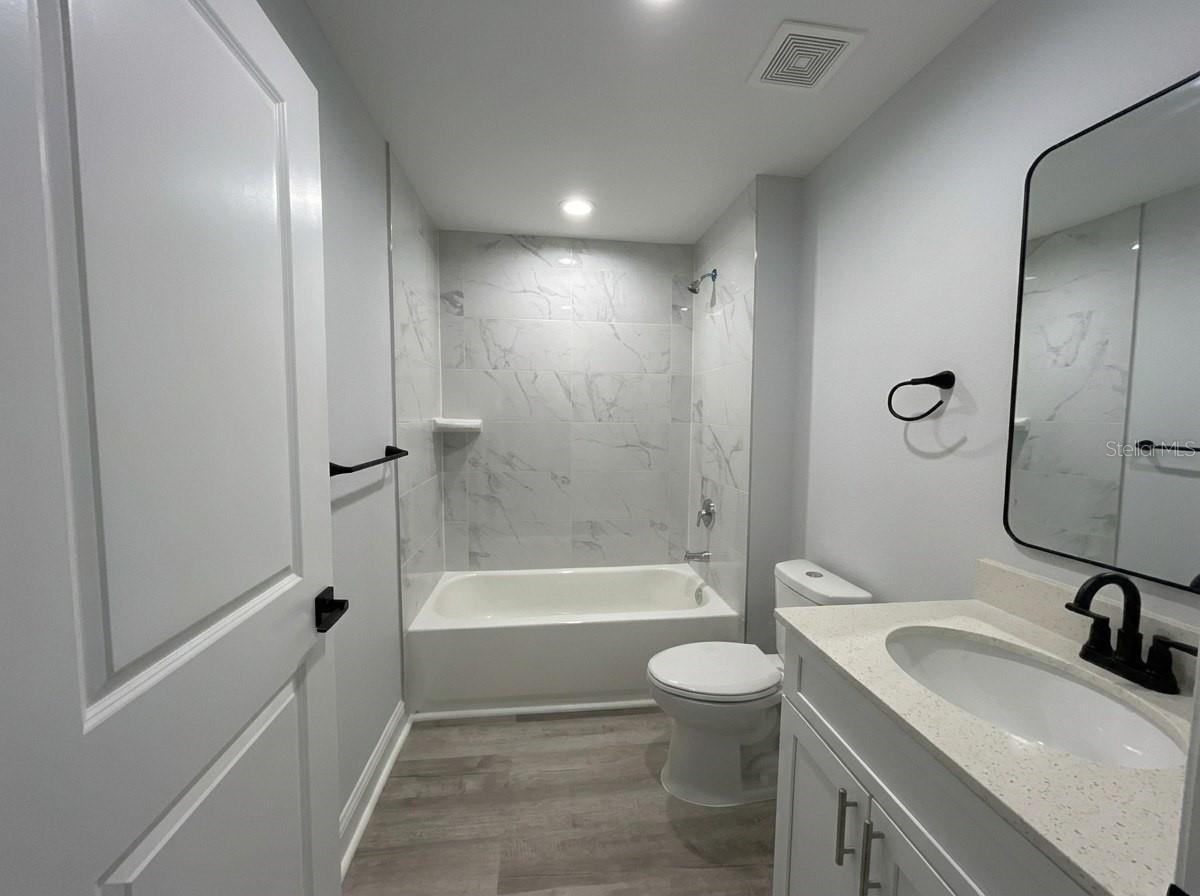 223 Oak Lane Trak Property Photo 6