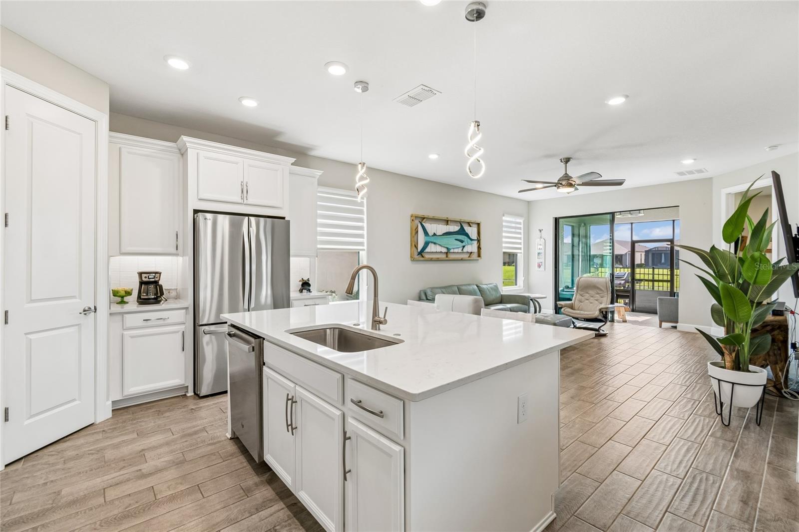 779 Via Como St Property Photo 10