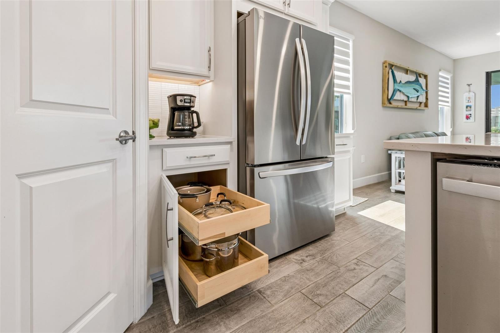 779 Via Como St Property Photo 16