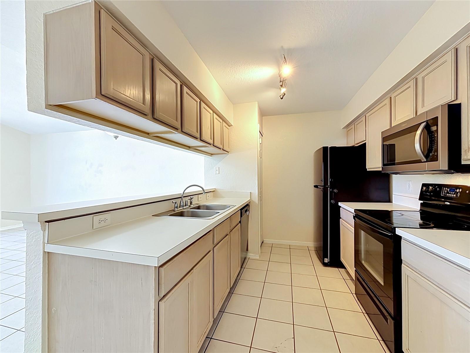 2332 Prime Cir #b Property Photo 10