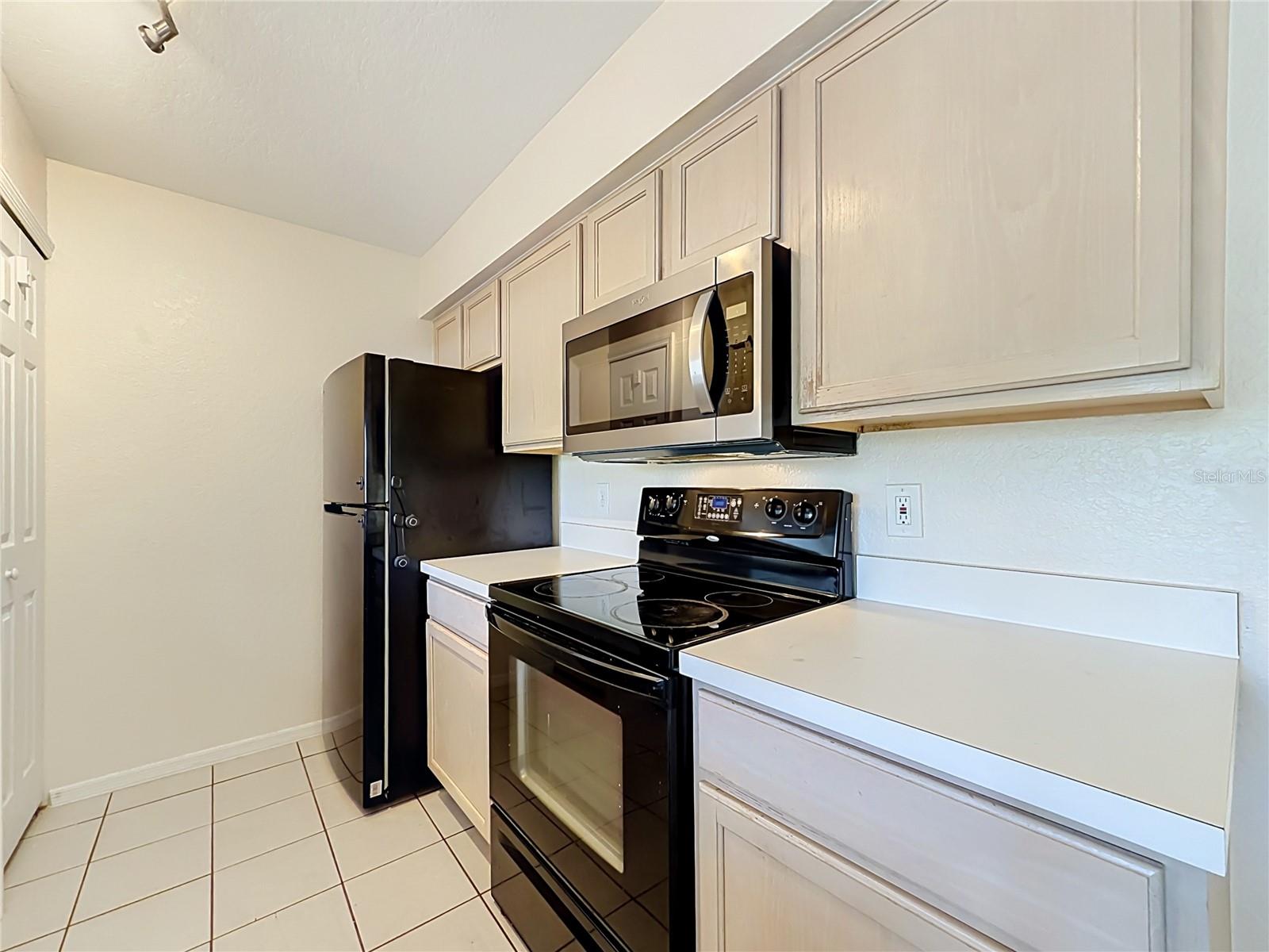 2332 Prime Cir #b Property Photo 11