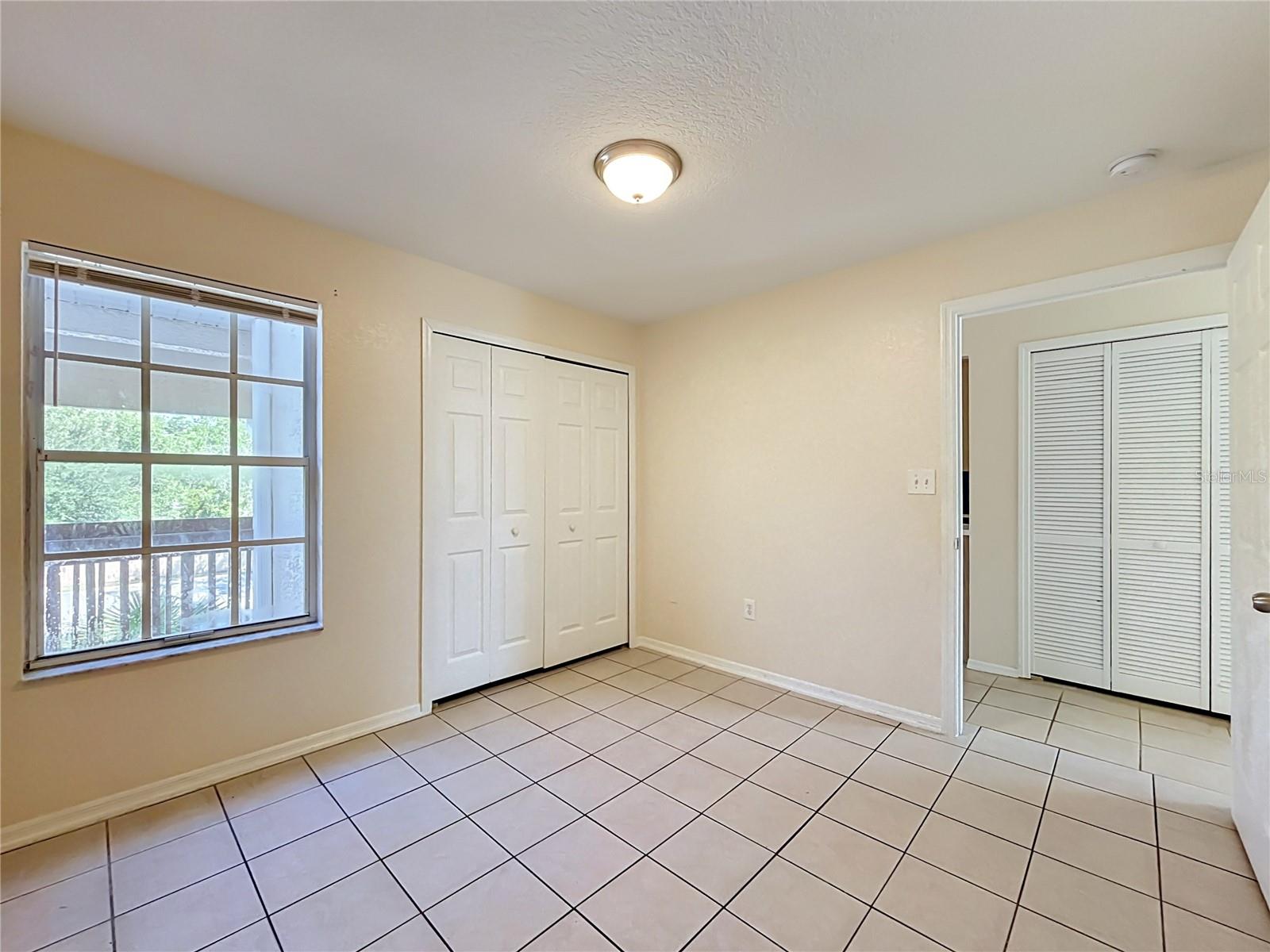2332 Prime Cir #b Property Photo 13
