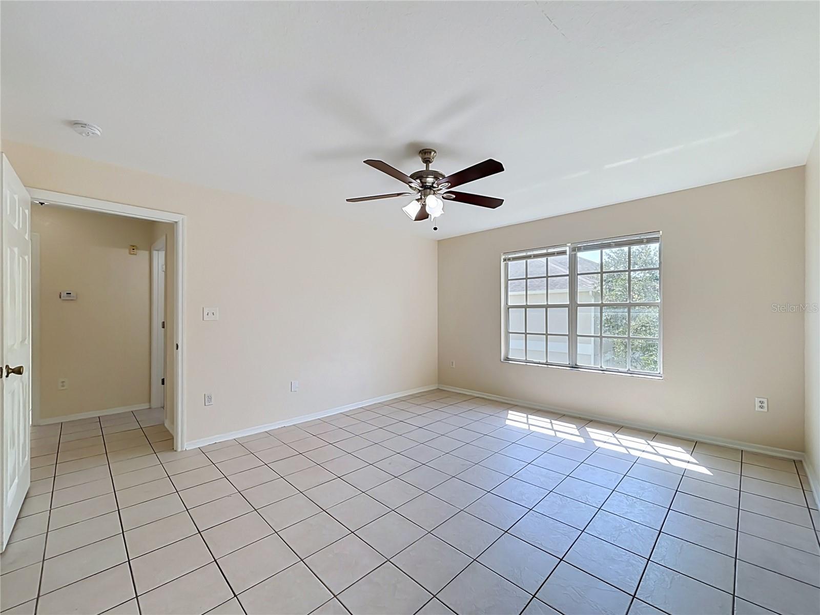 2332 Prime Cir #b Property Photo 17