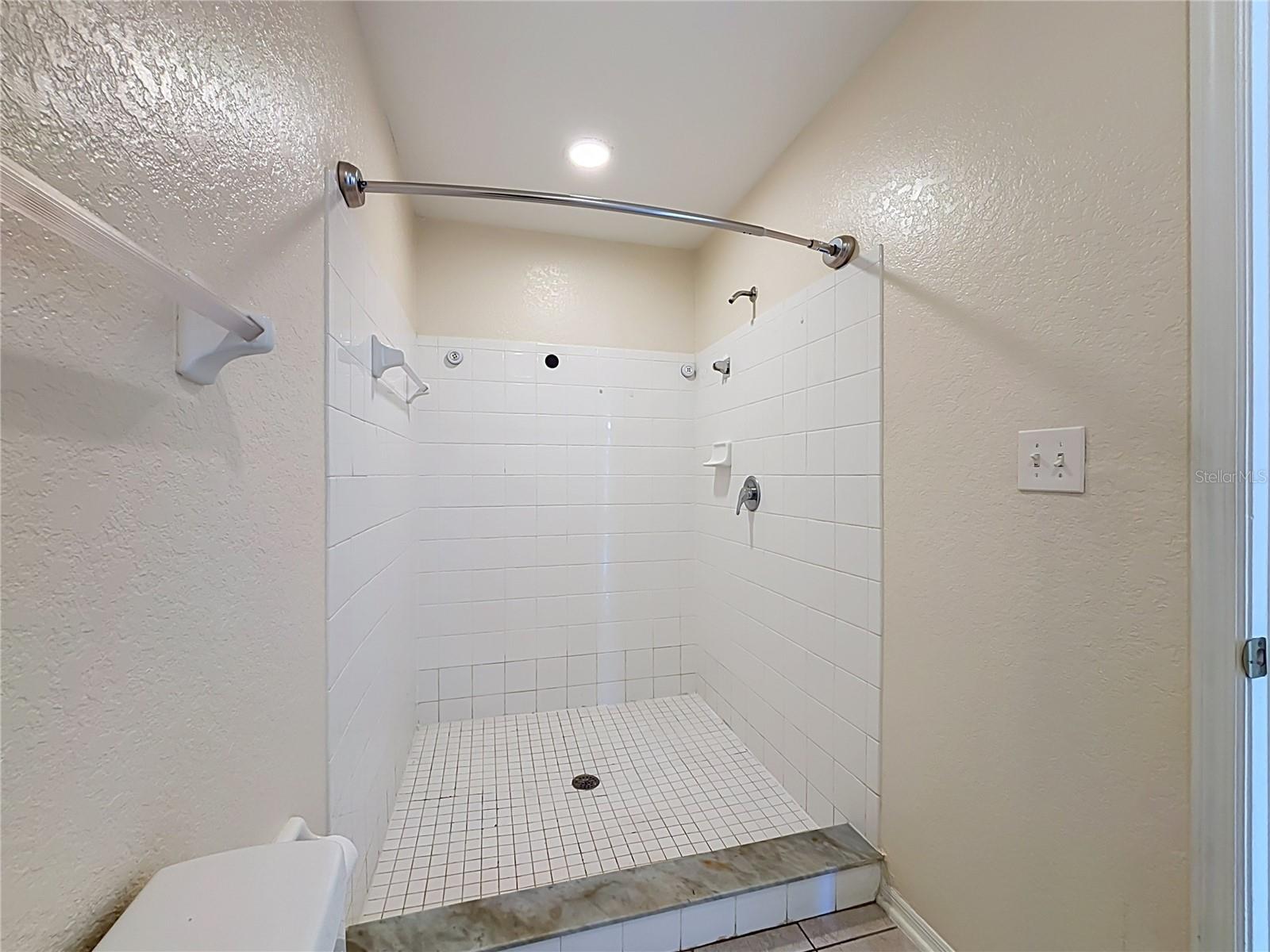 2332 Prime Cir #b Property Photo 21
