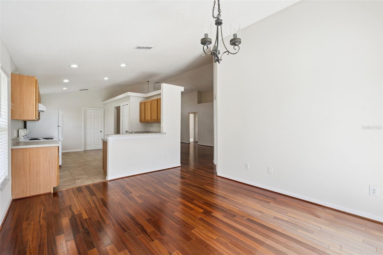 617 Reston Pl Property Photo 15