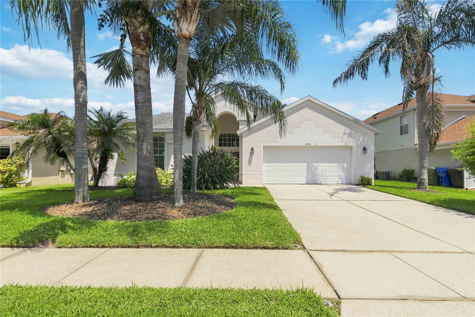 3245 FALCON POINT DR