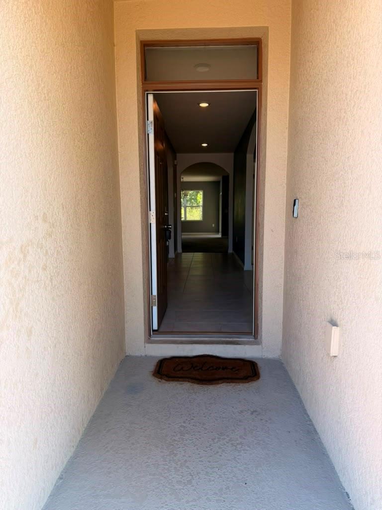 948 Summer Glen Dr Property Photo 4