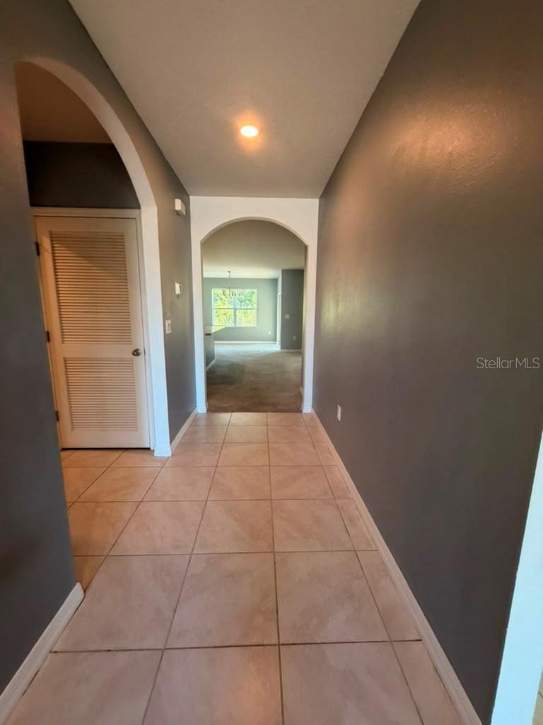 948 Summer Glen Dr Property Photo 7