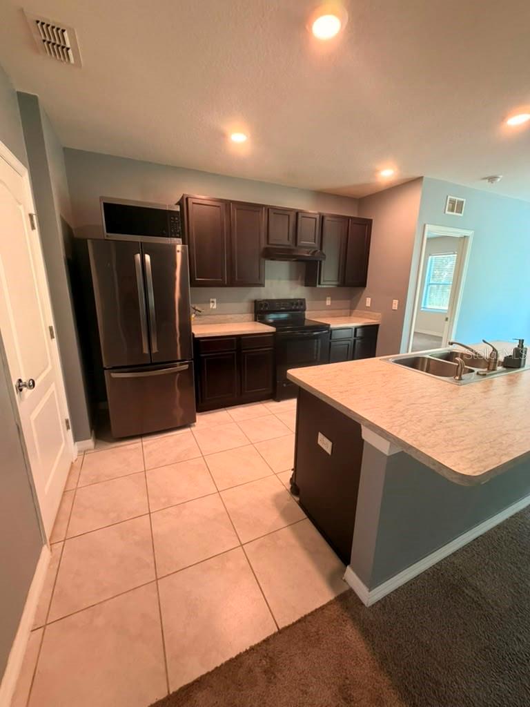 948 Summer Glen Dr Property Photo 11