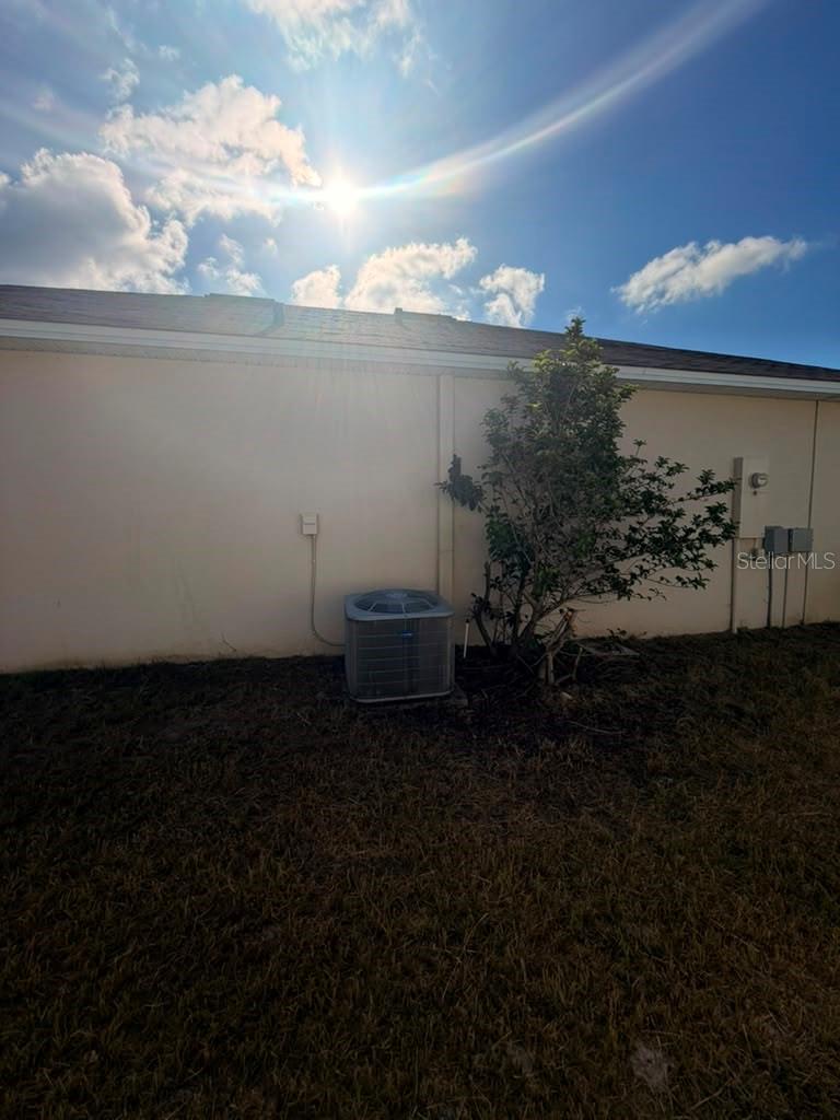 948 Summer Glen Dr Property Photo 37