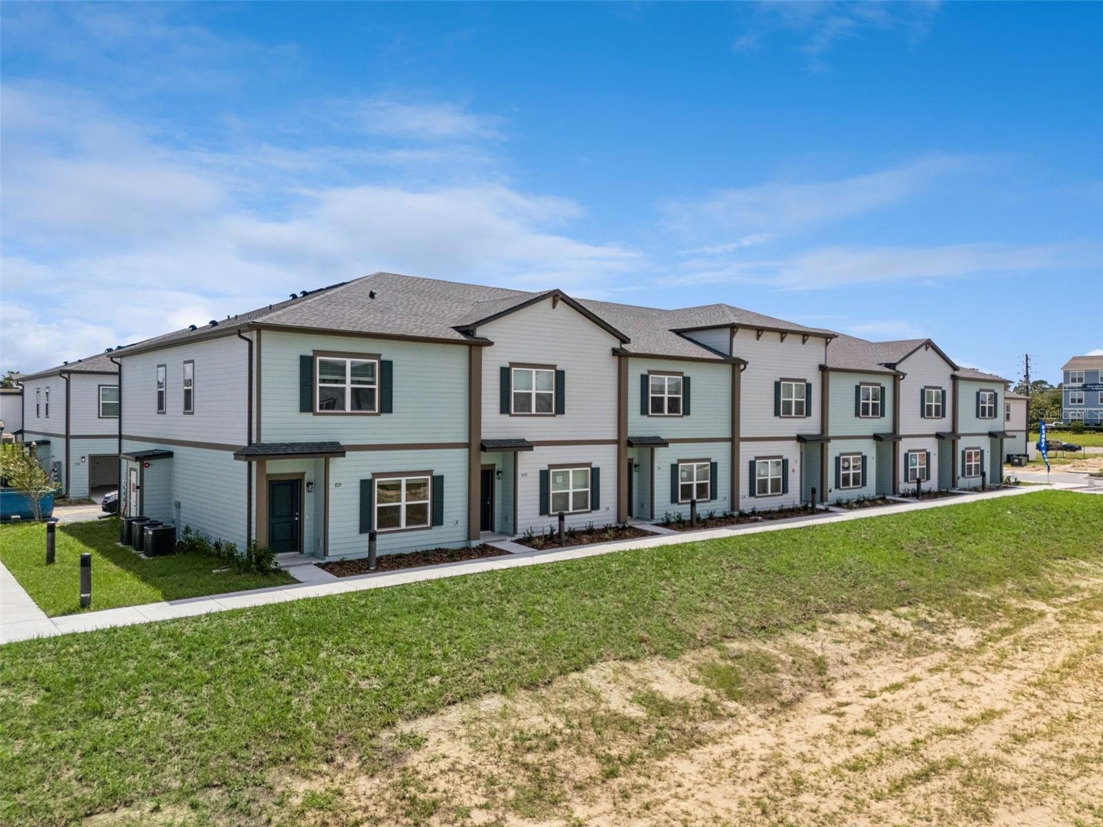 S5155870 Property Photo 2