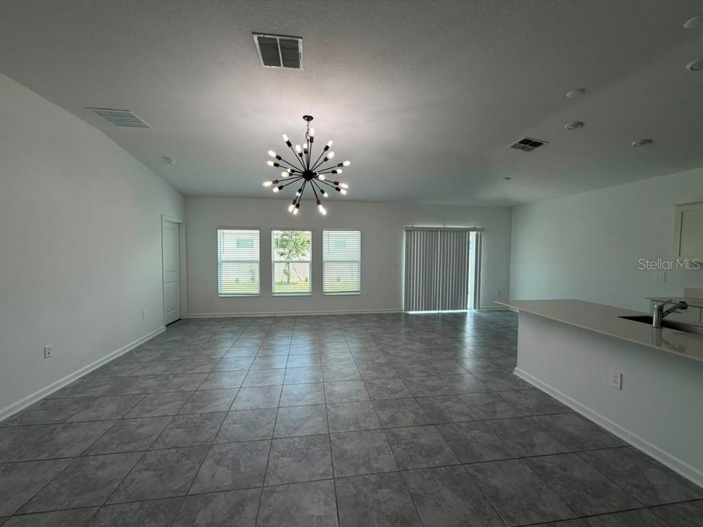 S5155890 Property Photo 5
