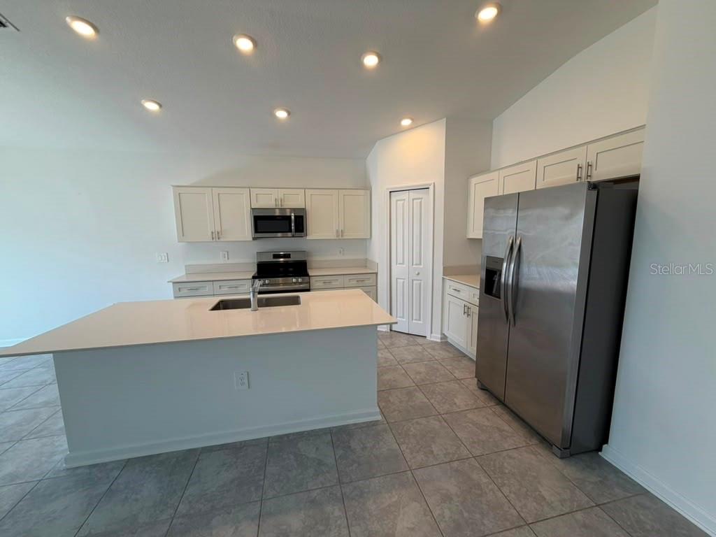 S5155890 Property Photo 6