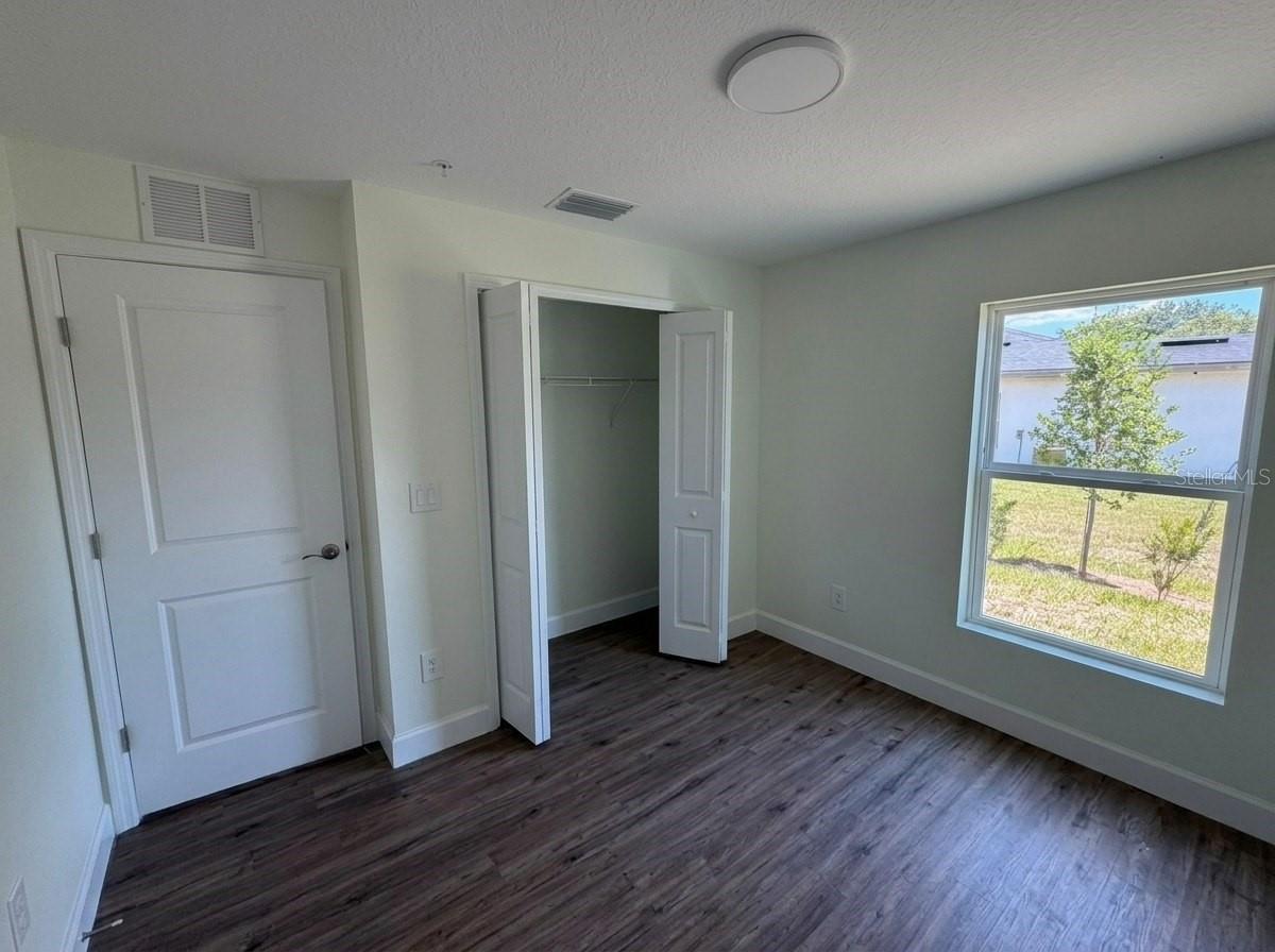 2232 Florida Dr #201 Property Photo 9