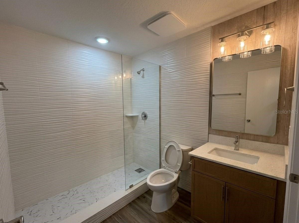 2232 Florida Dr #201 Property Photo 11