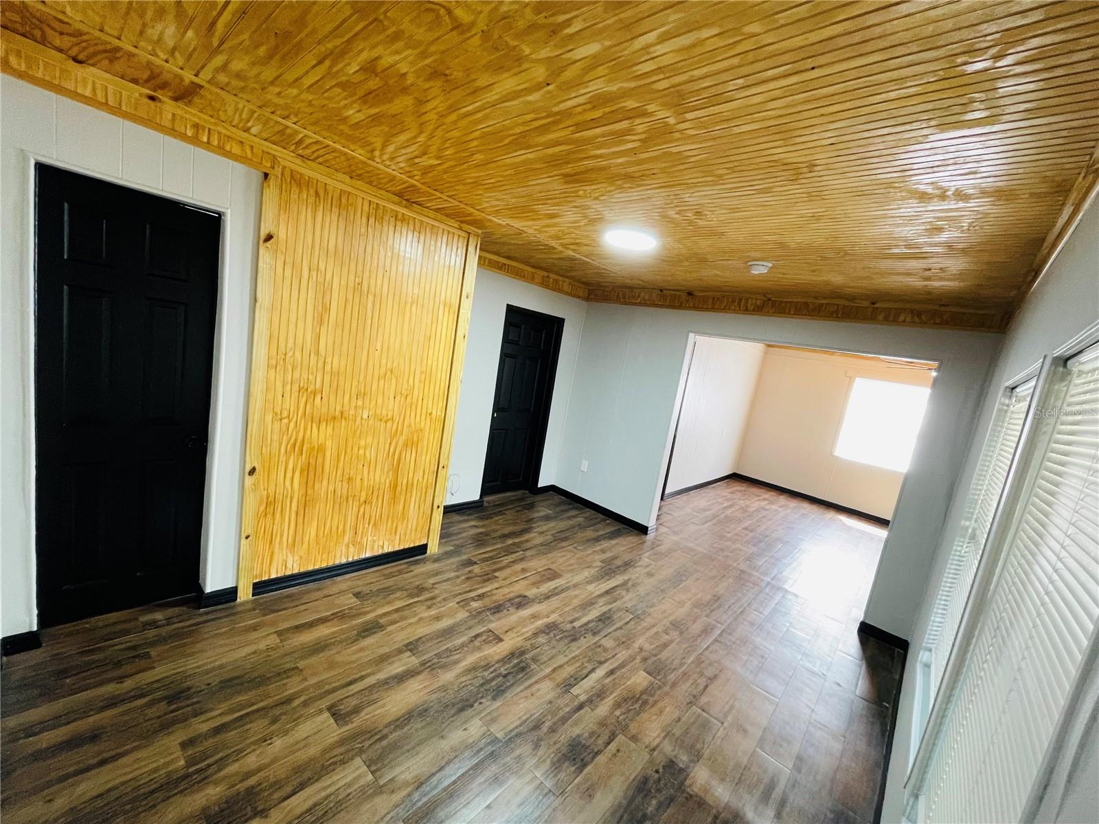 1023 Avenue D Property Photo 17