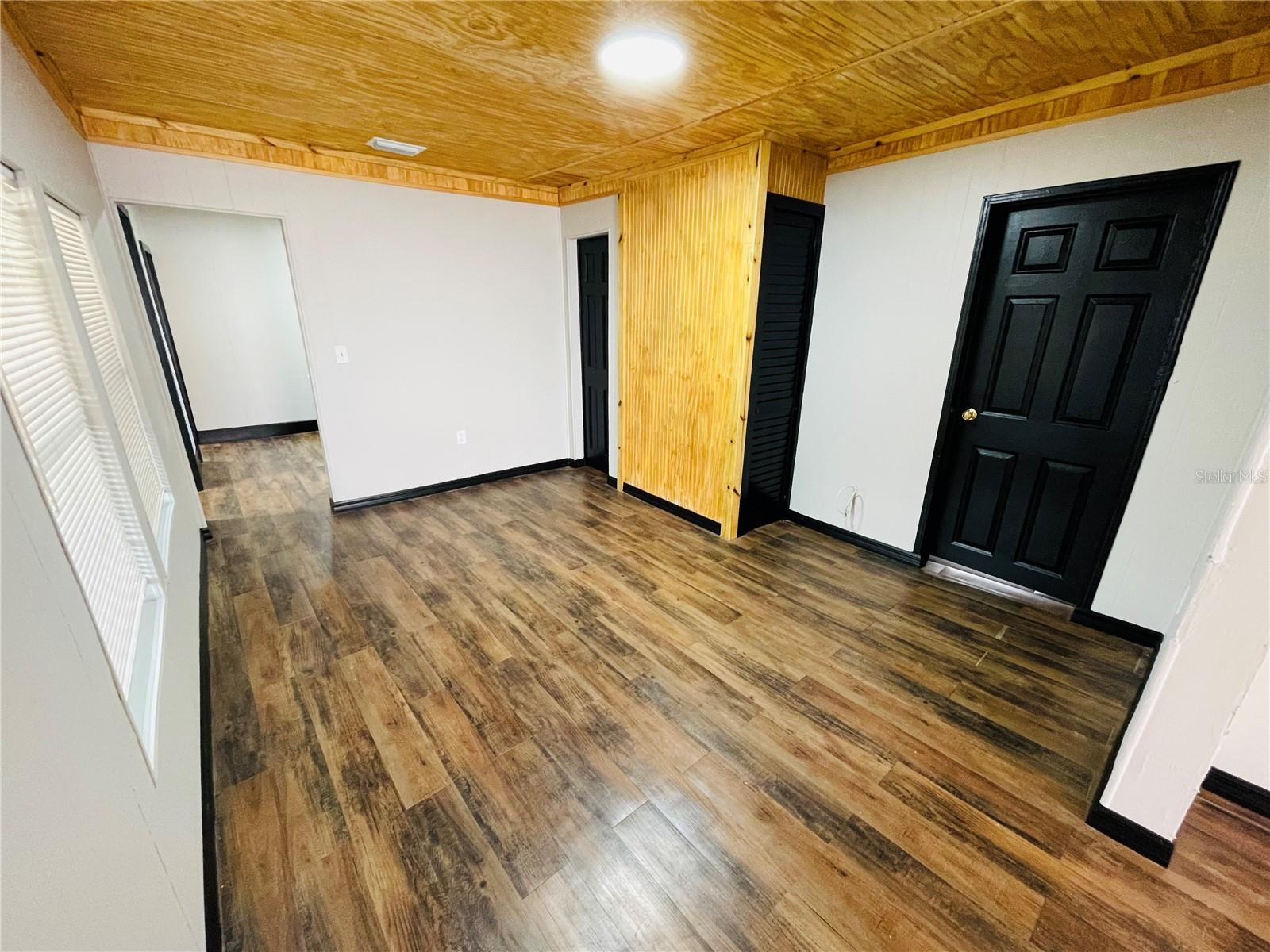 1023 Avenue D Property Photo 19