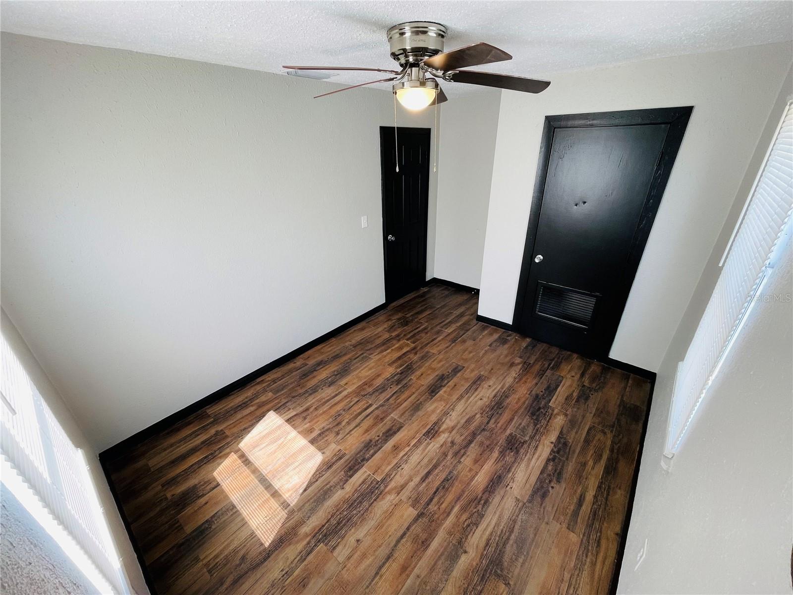 1023 Avenue D Property Photo 22