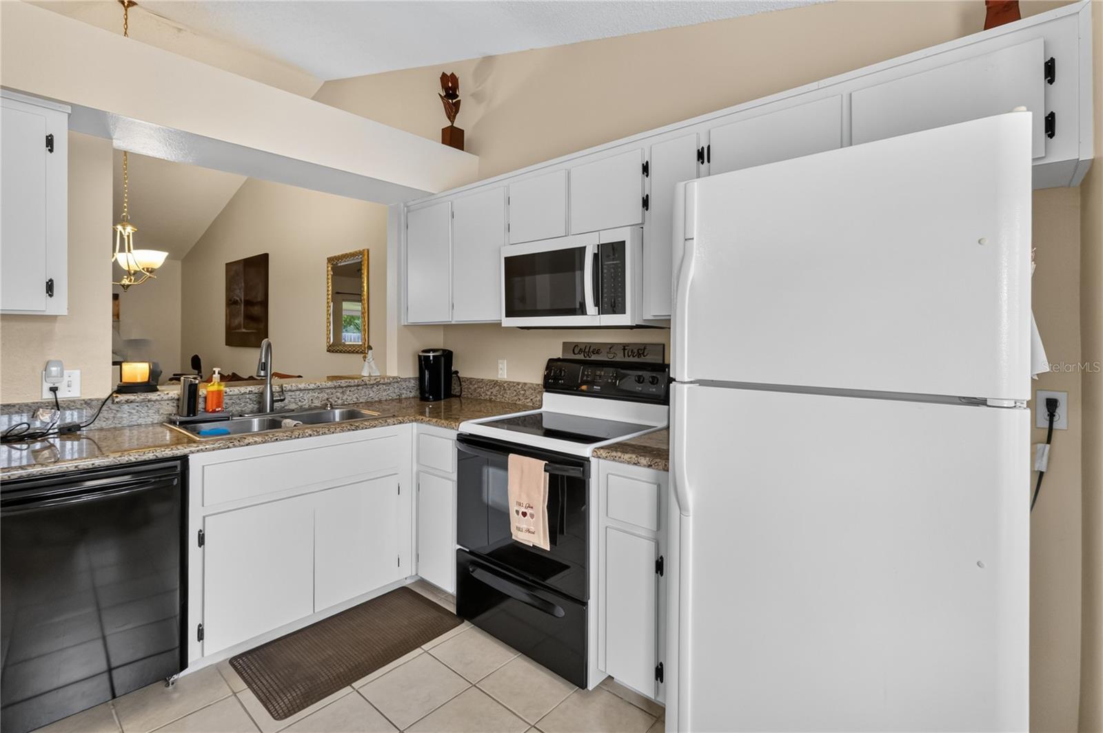 3219 Villa Way Cir Property Photo 4