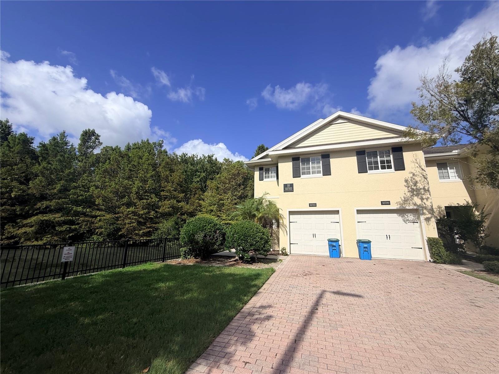 10703 REGENT SQUARE DR #1801