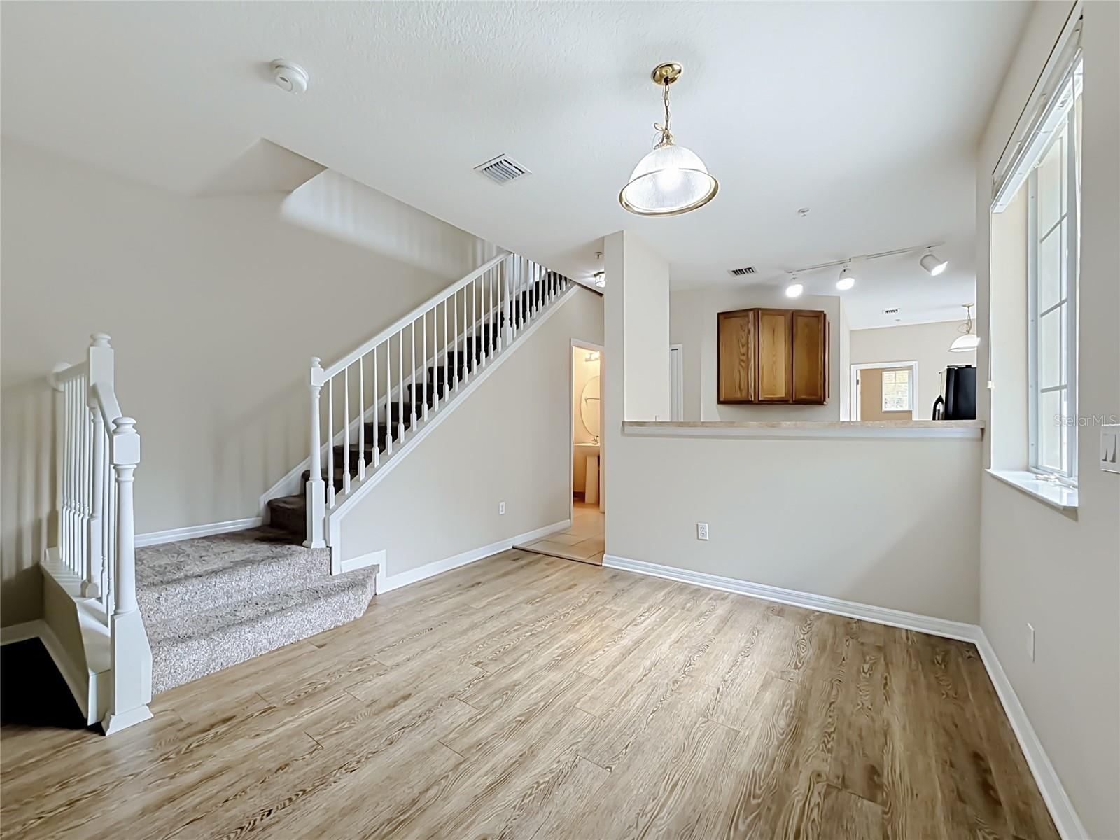 10703 Regent Square Dr #1801 Property Photo 11